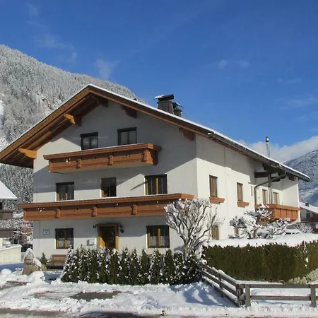 Haus Moikler Daire Zell am Ziller
