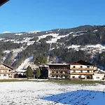 Haus Moikler Apartament *
